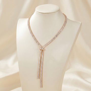 Elara Drop Necklace