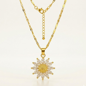 Solenne Bloom Necklace